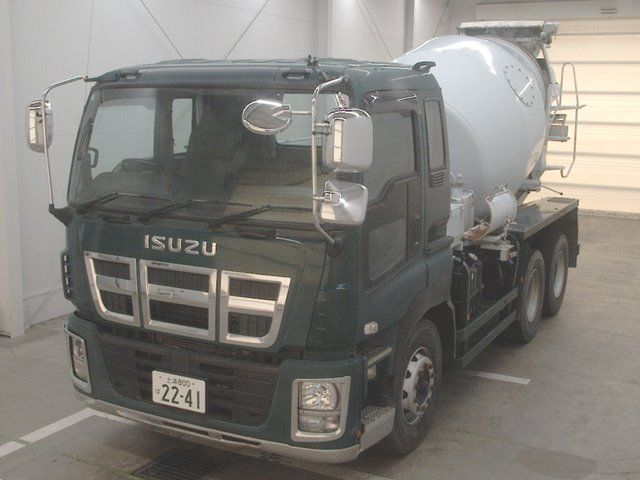 Japan Auction Vehicles 10 2017 Isuzu mixer auction photo
