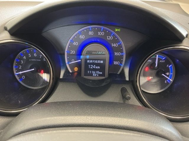 2012 Honda フィット シャトル HV スマートセレクション auction photo 6