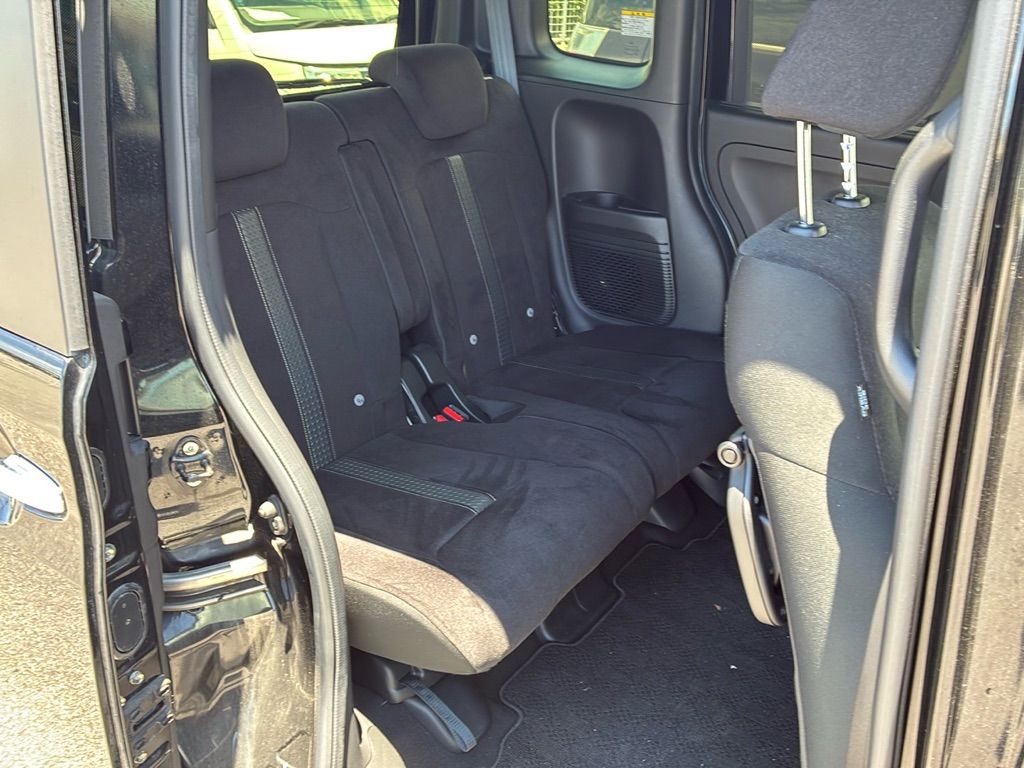 2021 Honda N-BOX カスタムL auction photo 7