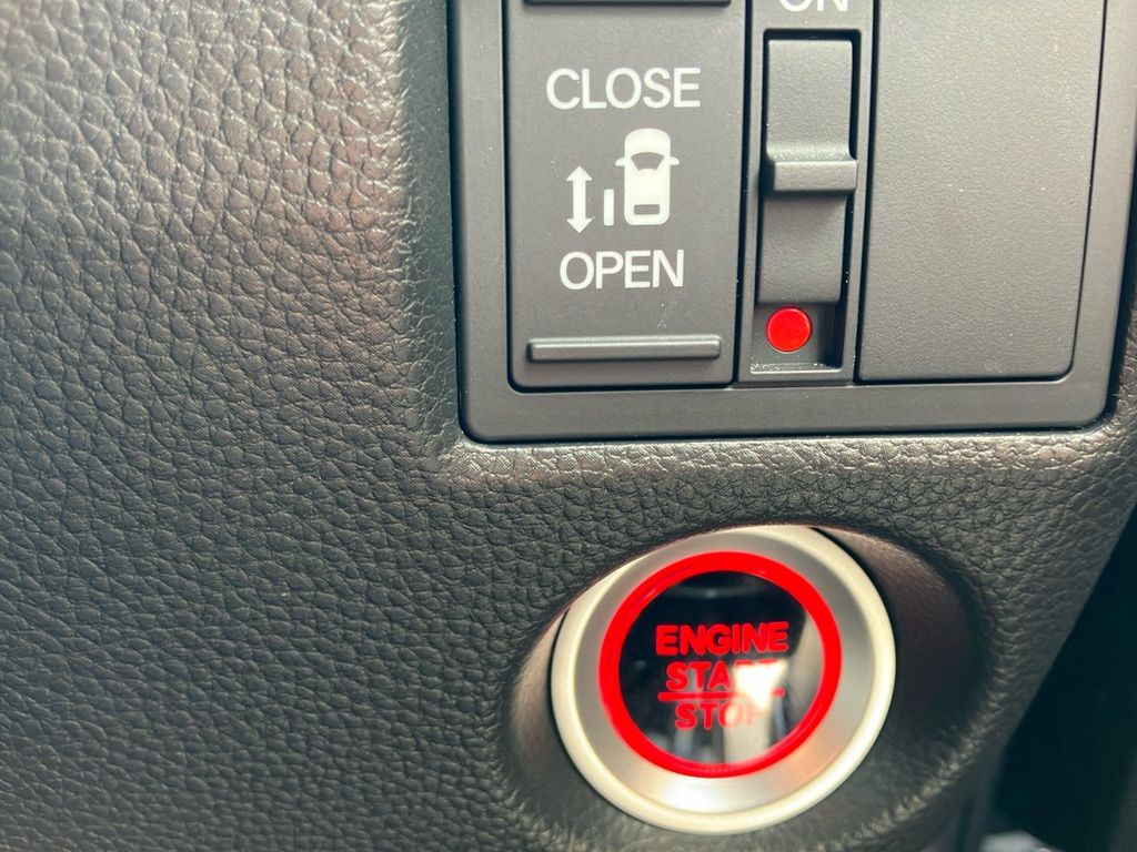 2021 Honda N-BOX カスタムL auction photo 10