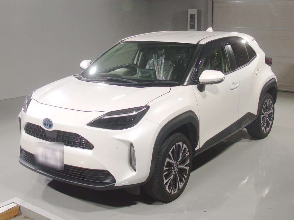 Japan Auction Vehicles 4 2021 Toyota Yaris Cross ハイブリッドZ auction photo