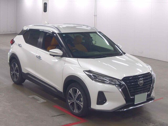 2021 Nissan Kicks X Two-Tone Interior Edition Japan auction vehicle