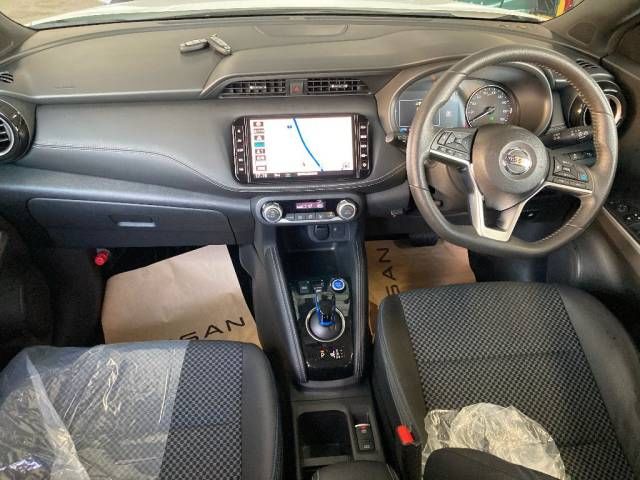 2021 Nissan Kicks X auction photo 2