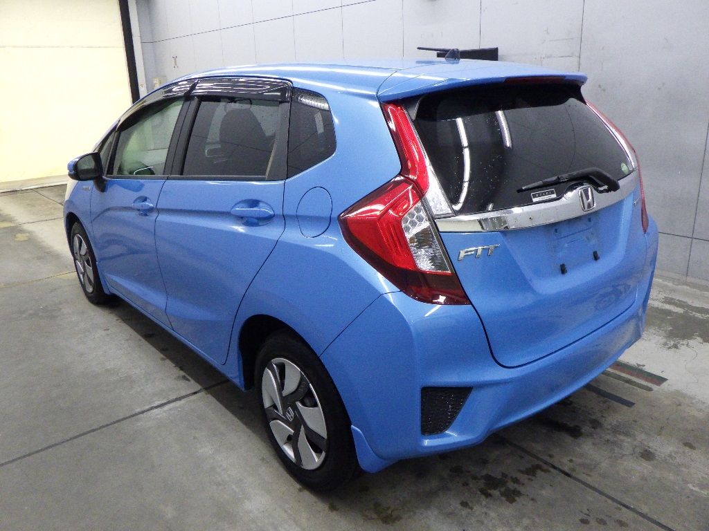 2013 Honda Fit ハイブリッドFパッケージ auction photo 5
