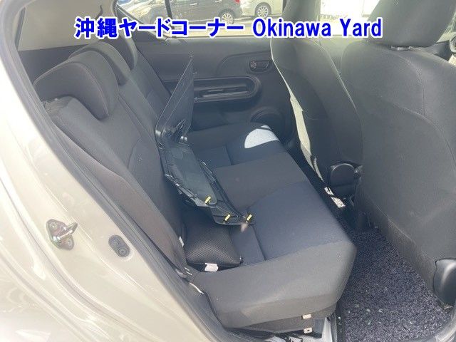 2015 Toyota Aqua S auction photo 7