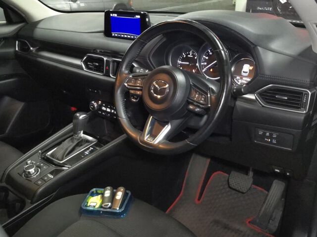 2017 Mazda CX-5 XD Proactive auction photo 3