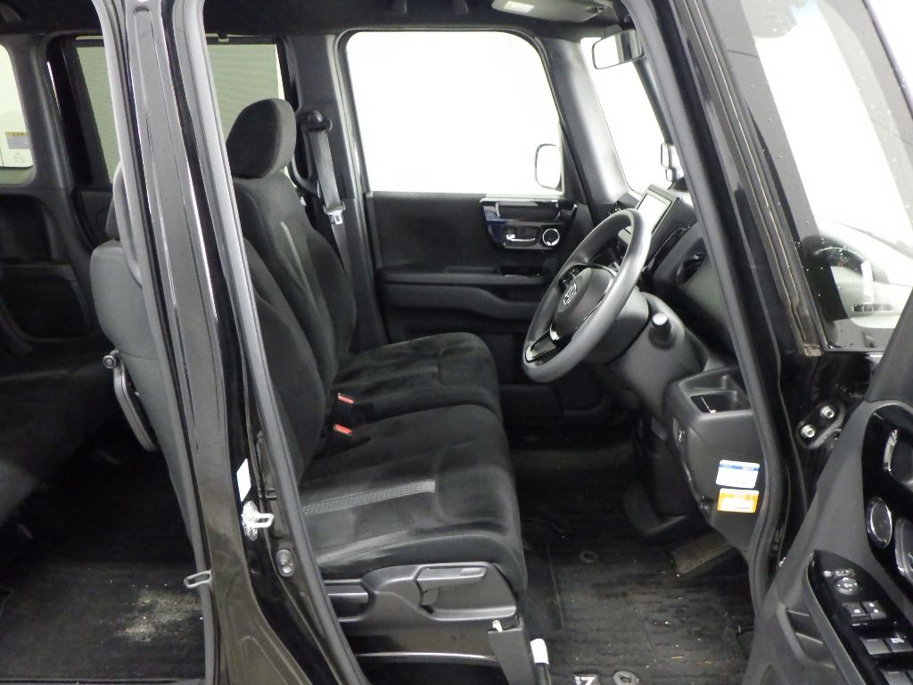 2021 Honda N-BOX カスタムL auction photo 6
