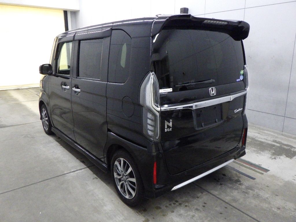 2021 Honda N-BOX カスタムL auction photo 5
