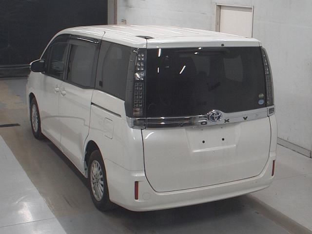 2015 Toyota Voxy ハイブリッド auction photo 2