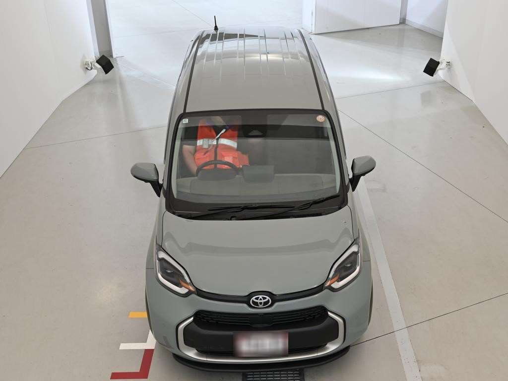 2022 Toyota Sienta ハイブリッドZ auction photo 7