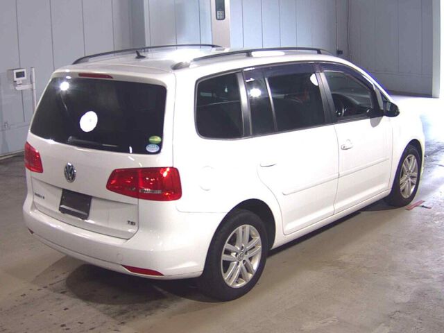 2014 Volkswagen ゴルフトゥーラン auction photo 5