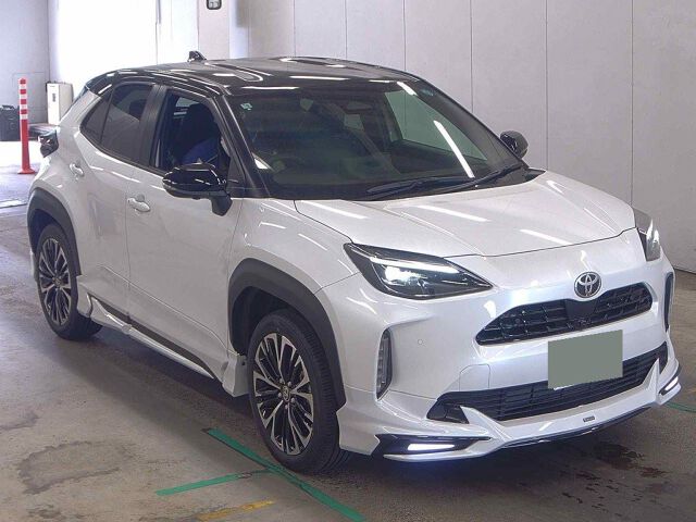 2026 Toyota Yaris Cross Hybrid Z Japan auction vehicle