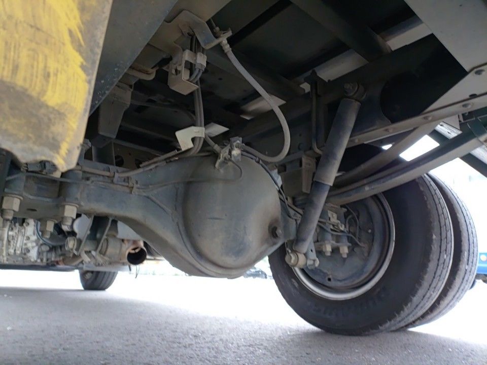 2015 Isuzu Elf auction photo 30