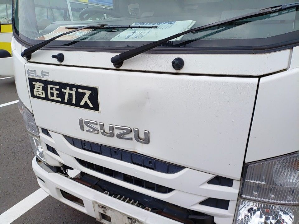2015 Isuzu Elf auction photo 19