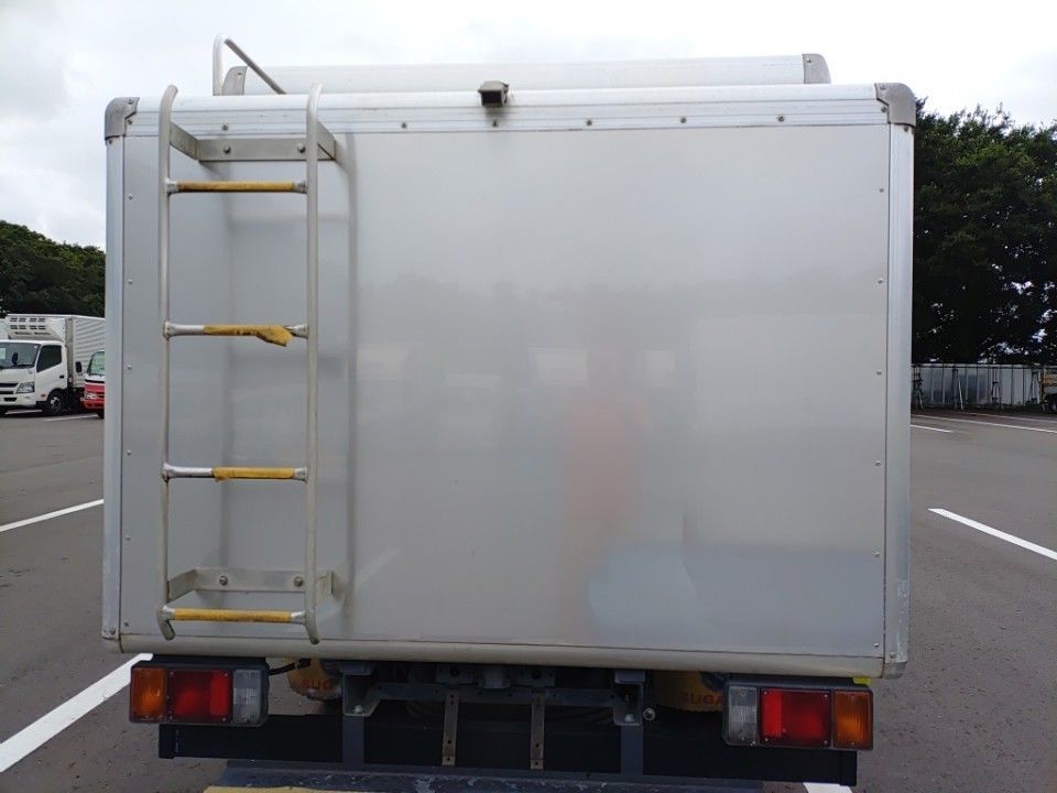 2015 Isuzu Elf auction photo 25