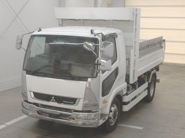 Japan Auction Vehicles 10 2021 Mitsubishi Fuso Fighter dump auction photo