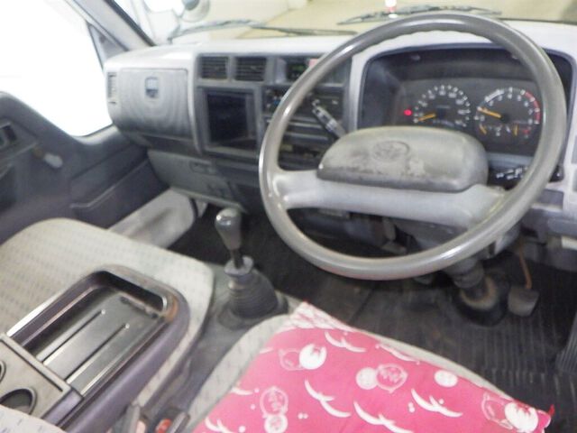 1999 Toyota Dyna auction photo 3