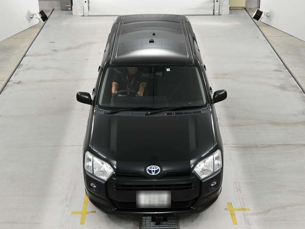 2020 Toyota Probox Hybrid F auction photo 7