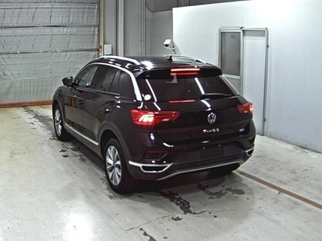 2021 Volkswagen T-ロック TSI Style Design Package auction photo 2
