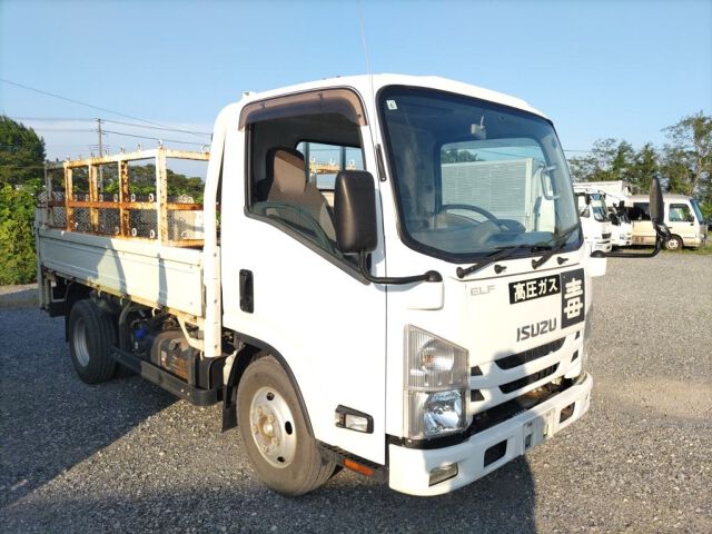 2019 Isuzu Elf Suichoku Japan auction vehicle