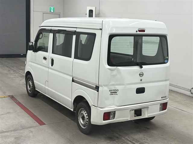 2017 Nissan NV100 Clipper DX auction photo 2