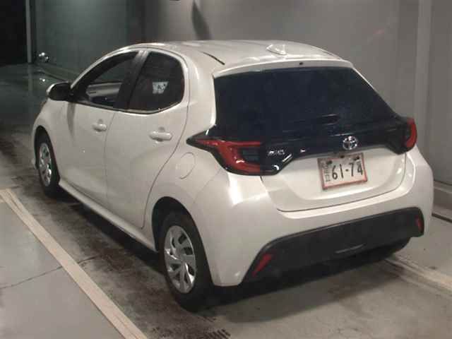 2023 Toyota Yaris G auction photo 2