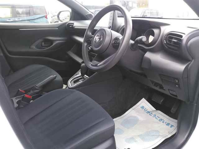 2023 Toyota Yaris G auction photo 3