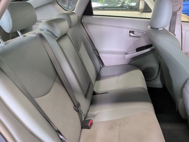 2013 Toyota Prius PHEV G auction photo 6