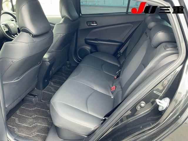 2021 Toyota Prius S Touring Selection Black auction photo 10