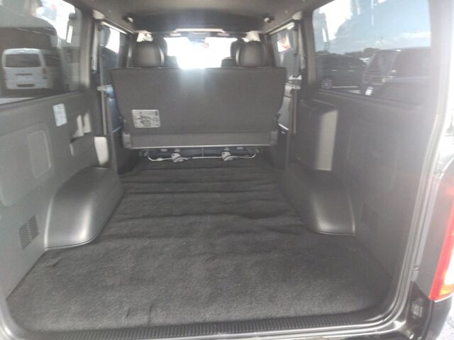 2024 Toyota Hiace LスーパーGLダーク2 auction photo 6
