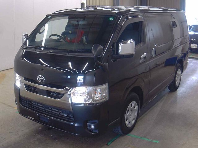 2024 Toyota Hiace LスーパーGLダーク2 auction photo 4