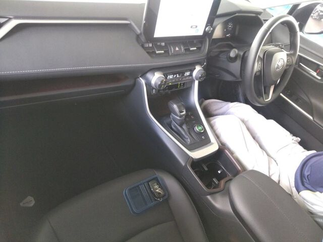 2025 Toyota RAV4 ハイブリッドG 4WD auction photo 3