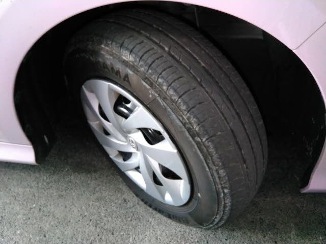 2020 Toyota Yaris ハイブリッドG auction photo 9