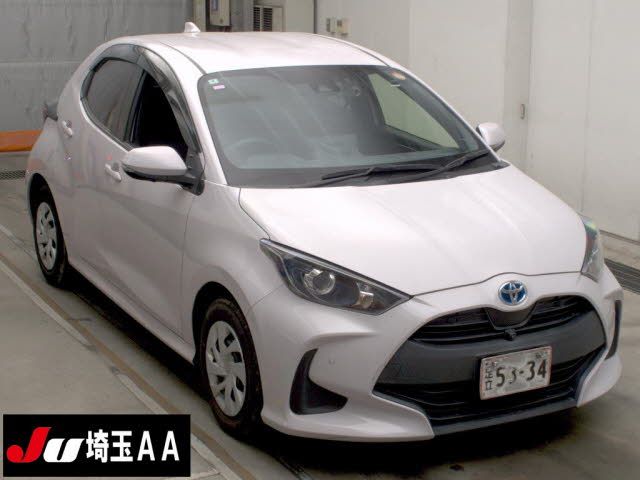 Japan Auction Vehicles 12 2020 Toyota Yaris ハイブリッドG auction photo