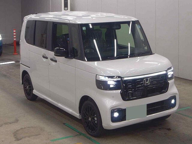 2026 Honda N-BOX Turbo Black Style 4WD Japan auction vehicle