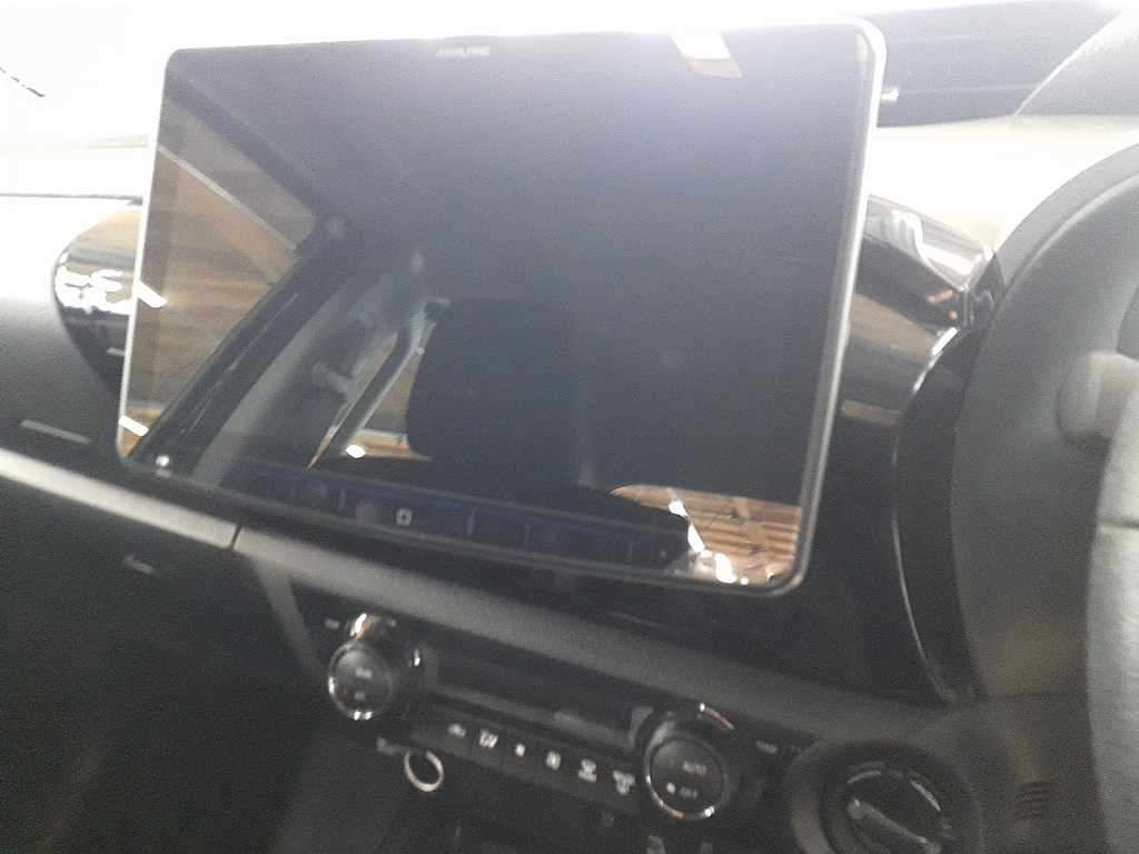 2022 Toyota Hilux Z 4WD auction photo 12
