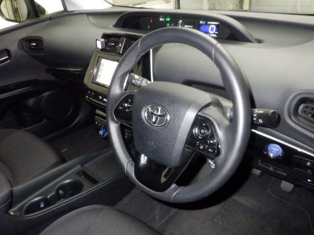 2019 Toyota Prius S auction photo 3