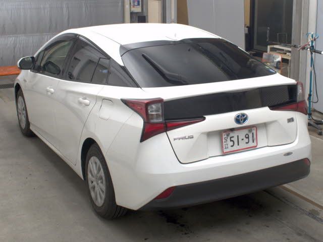 2019 Toyota Prius S auction photo 2