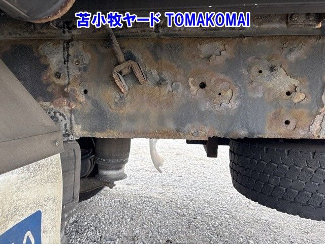 2011 Isuzu Giga アルミウイング auction photo 12