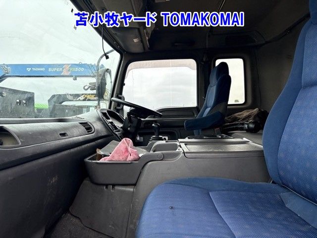 2011 Isuzu Giga アルミウイング auction photo 4