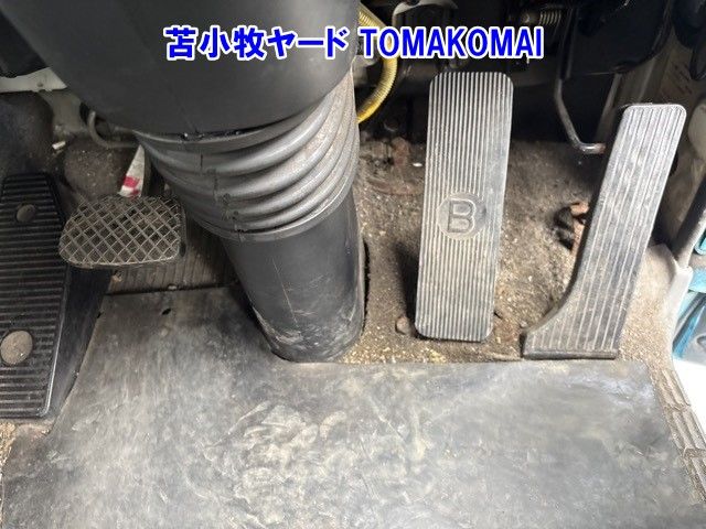 2011 Isuzu Giga アルミウイング auction photo 3