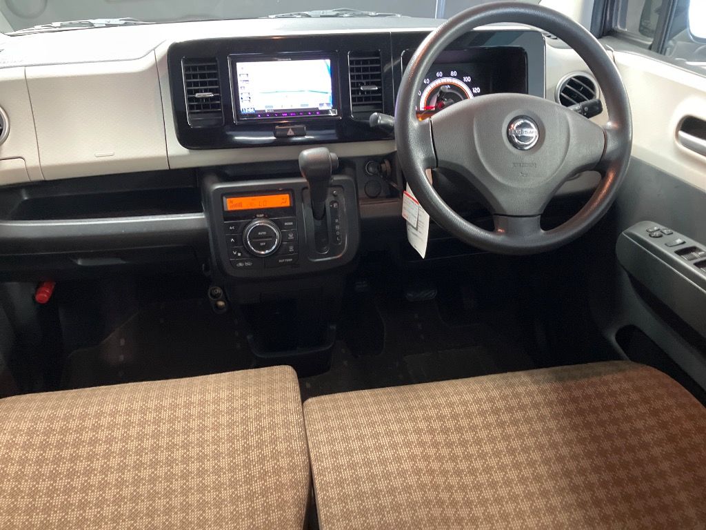 2013 Nissan モコ X auction photo 3