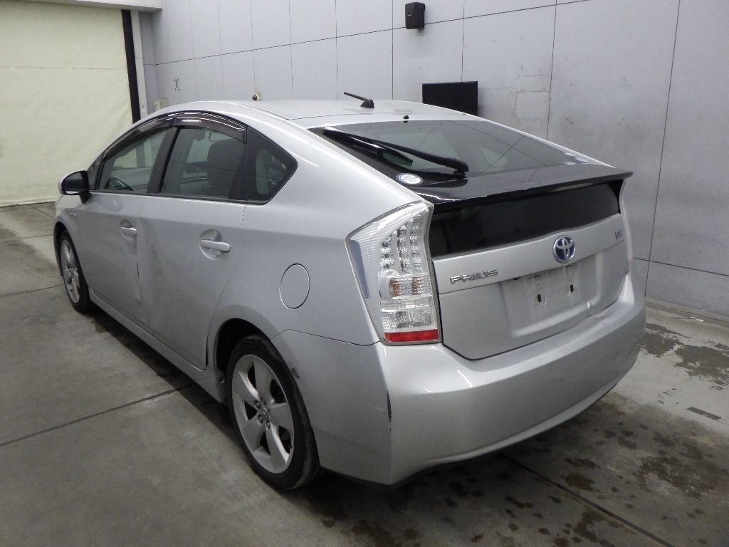 2010 Toyota Prius S Touring Selection auction photo 5