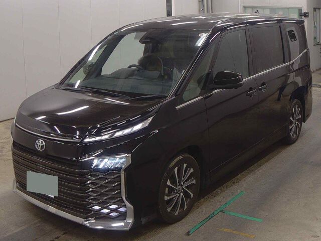 2024 Toyota Voxy S-Z auction photo 4