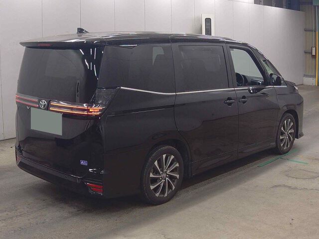 2024 Toyota Voxy S-Z auction photo 5