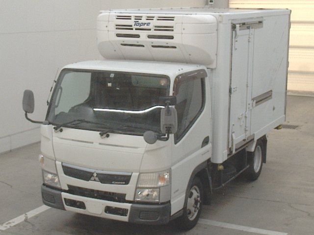 2018 Mitsubishi Fuso Canter Refrigerated and frozen trucks Japan auction vehicle