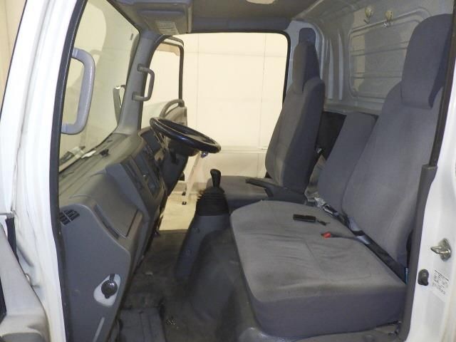 2012 Isuzu Elf シャーシ auction photo 8