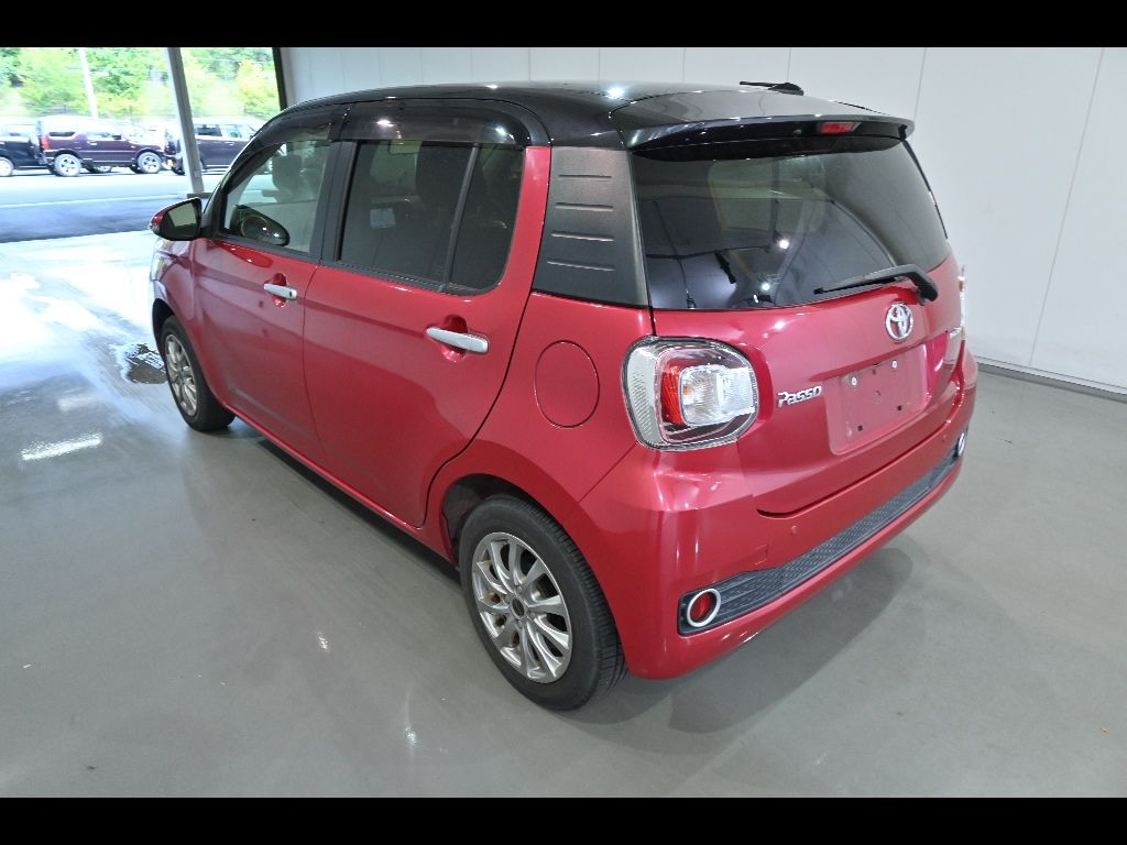 2016 Toyota Passo Moda S auction photo 5