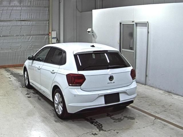2022 Volkswagen ポロ TSIハイライン auction photo 2