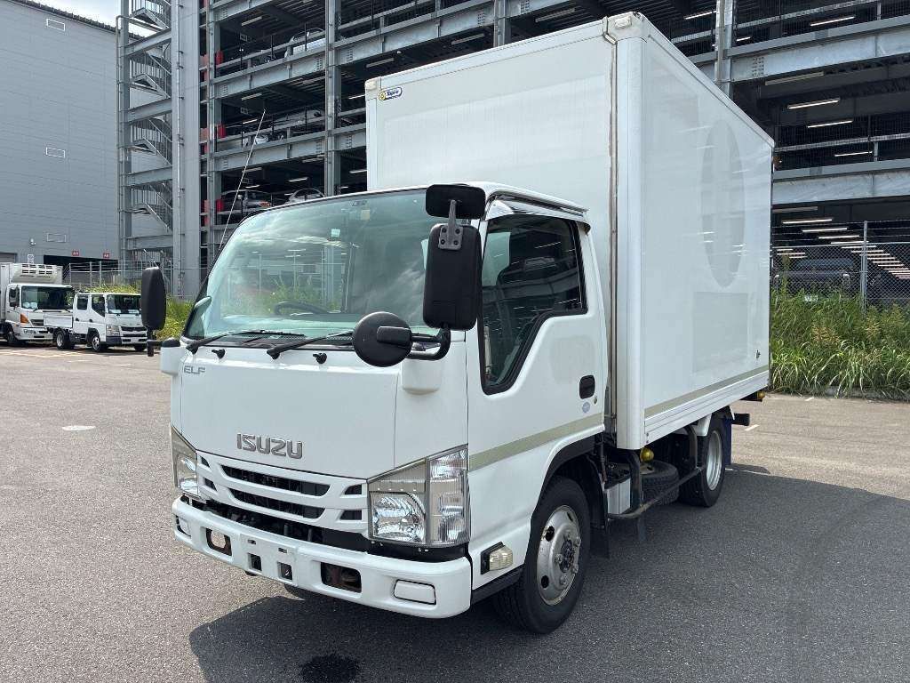 2015 Isuzu Elf Aluminum van, 4WD Japan auction vehicle
